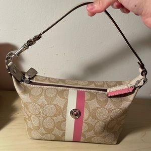 Coach purse/shoulder bag